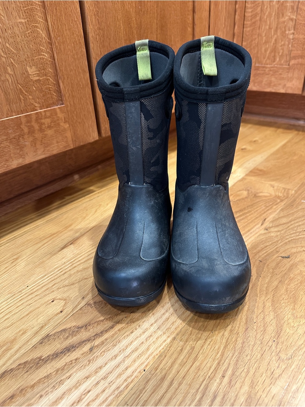 Bogs Kids Youth Neo-Classic Camo Boots Size 1 Waterproof